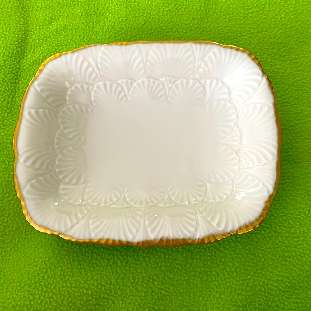Lenox dish